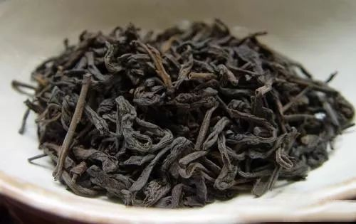 六堡茶“工艺”的前世今生，如何正确看待“传统”和“现代”两种工艺六堡茶？