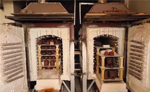 同一种泥料为何有多种颜色？