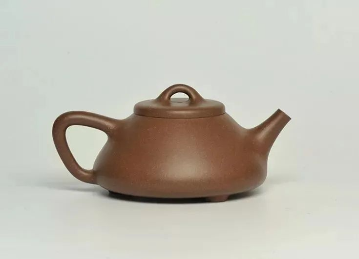 买一把真正的紫砂壶到底要多少钱？