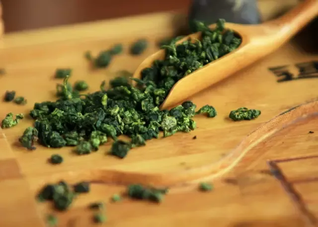 曾火到断货的铁观音，为啥跌下神坛？3 个教训揭穿茶叶市场的坑