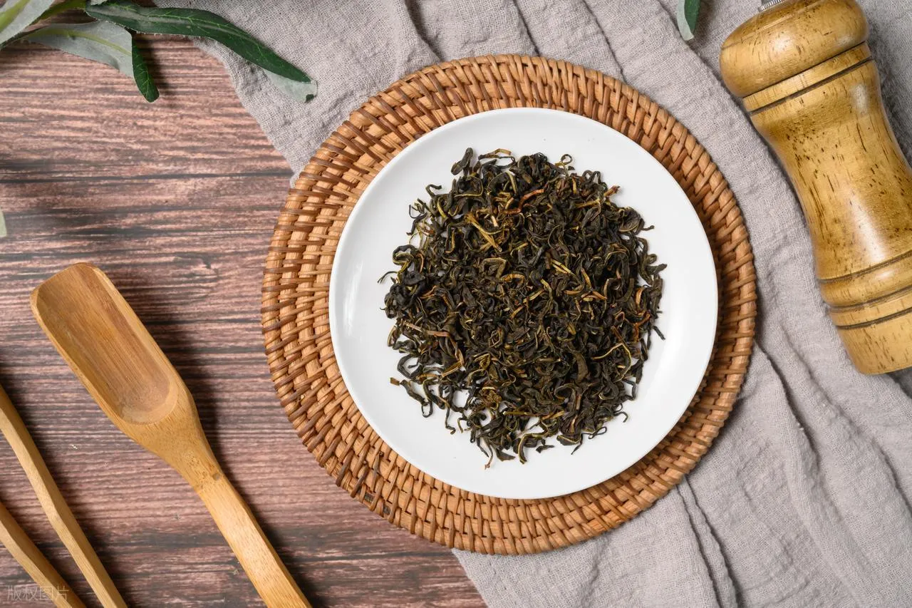 黄茶：从失误里诞生的小众茶，再不喝可能就见不到了